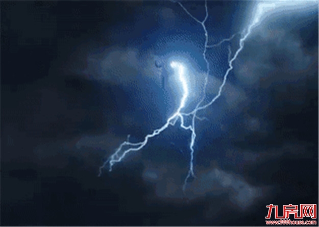 紧急救援 | 2191次闪电“光顾”漳州!石亭多辆车被淹至车窗!——九房网 紧急救援 | 2191次闪电“光顾”漳州!石亭多辆车被淹至车窗!——九房网