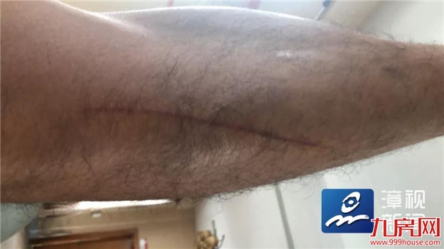 紧急救援 | 2191次闪电“光顾”漳州!石亭多辆车被淹至车窗!——九房网 紧急救援 | 2191次闪电“光顾”漳州!石亭多辆车被淹至车窗!——九房网