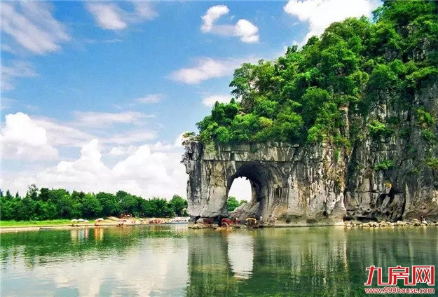 史无前例!全国314个景区集体降价(附价目表)——九房网 史无前例!全国314个景区集体降价(附价目表)——九房网