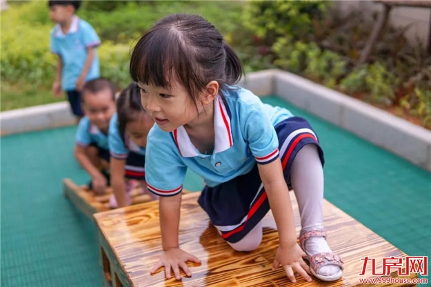 把“动车站”搬进幼儿园?!看看龙文这所新投用的公办幼儿园....——九房网 把“动车站”搬进幼儿园?!看看龙文这所新投用的公办幼儿园....——九房网