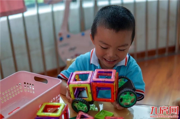 把“动车站”搬进幼儿园?!看看龙文这所新投用的公办幼儿园....——九房网 把“动车站”搬进幼儿园?!看看龙文这所新投用的公办幼儿园....——九房网