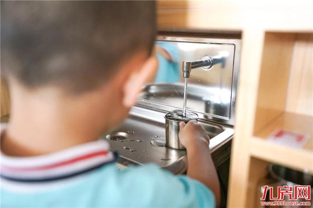 把“动车站”搬进幼儿园?!看看龙文这所新投用的公办幼儿园....——九房网 把“动车站”搬进幼儿园?!看看龙文这所新投用的公办幼儿园....——九房网