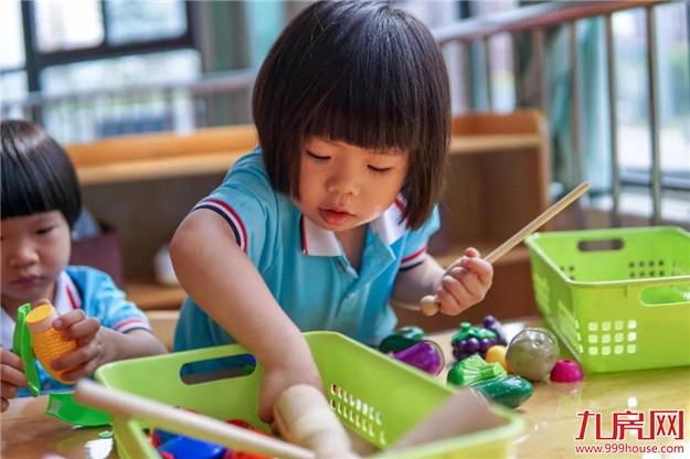 把“动车站”搬进幼儿园?!看看龙文这所新投用的公办幼儿园....——九房网 把“动车站”搬进幼儿园?!看看龙文这所新投用的公办幼儿园....——九房网