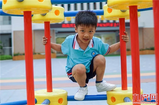 把“动车站”搬进幼儿园?!看看龙文这所新投用的公办幼儿园....——九房网 把“动车站”搬进幼儿园?!看看龙文这所新投用的公办幼儿园....——九房网