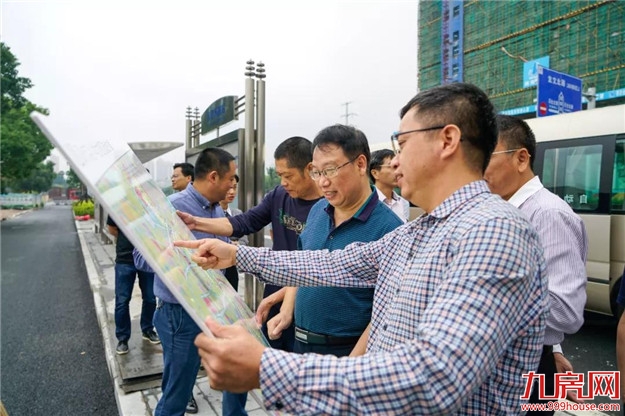 一线鼓干劲 现场解难题——区领导深入蓝田镇专题调研项目征迁工作——九房网 一线鼓干劲 现场解难题——区领导深入蓝田镇专题调研项目征迁工作——九房网