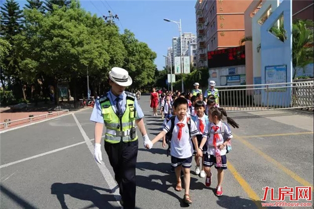 值得点赞！龙文“护卫天使”街头抢险记——九房网