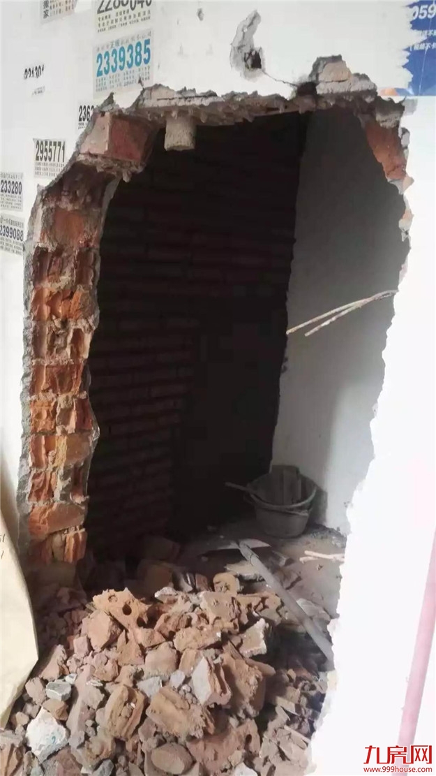 【为民解忧】电梯井被占用,城管执法来帮忙,终圆居民“电梯梦”——九房网 【为民解忧】电梯井被占用,城管执法来帮忙,终圆居民“电梯梦”——九房网