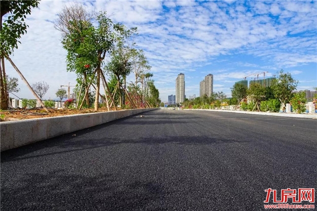 建元东路这个路段下月中旬就可以通车啦！沿途太美......——九房网