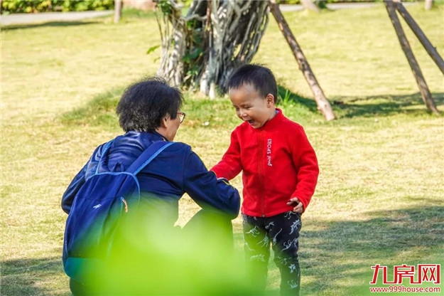 冬日暖阳，这里又热闹了，小伙伴快来晒太阳啦！——九房网