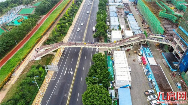 龙文又一座人行天桥即将完工！万达逛街太方便——九房网