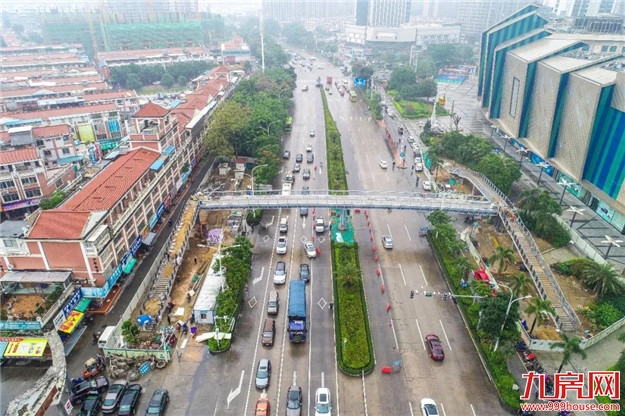 龙文又一座人行天桥即将完工！万达逛街太方便——九房网