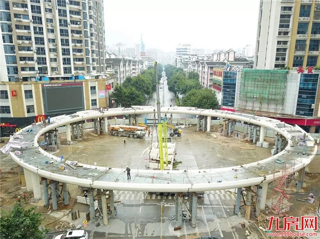 市区环形人行天桥 主桥合龙——九房网