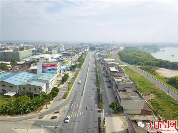 【整治“两违”】拆沿街“两违” 漳州城市西大门焕然一新——九房网 【整治“两违”】拆沿街“两违” 漳州城市西大门焕然一新——九房网