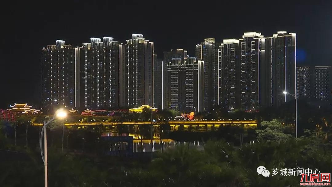 【看夜景】市区沿江建筑新夜景亮灯!——九房网 【看夜景】市区沿江建筑新夜景亮灯!——九房网