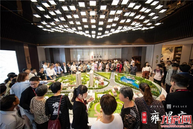 万众所期,漳州共鉴!【中骏·雍景府】营销中心火热盛放——九房网 万众所期,漳州共鉴!【中骏·雍景府】营销中心火热盛放——九房网